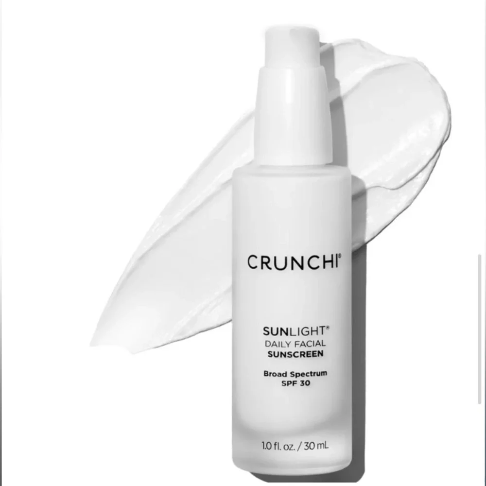 Crunchi Sunlight Facial sunscreen broad spectrum SPF 30 - Picture 1 of 3